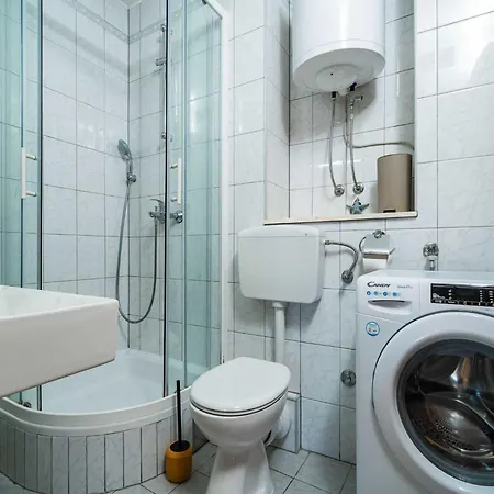 Radovan - One-bedroom With Balcony And Sea View *