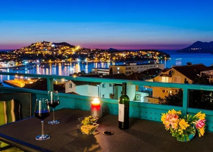 Radovan - One-bedroom With Balcony And Sea View