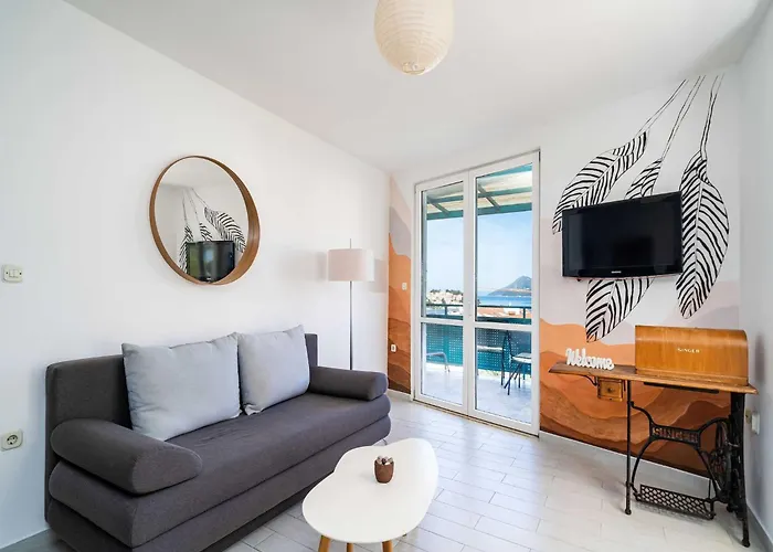 Radovan - One-bedroom With Balcony And Sea View * Dubrovnik