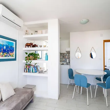 アパート Radovan - One-bedroom With Balcony And Sea View